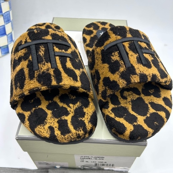Men’s tom Ford leopard print Terry sandals size 10 made in Italy main image 6